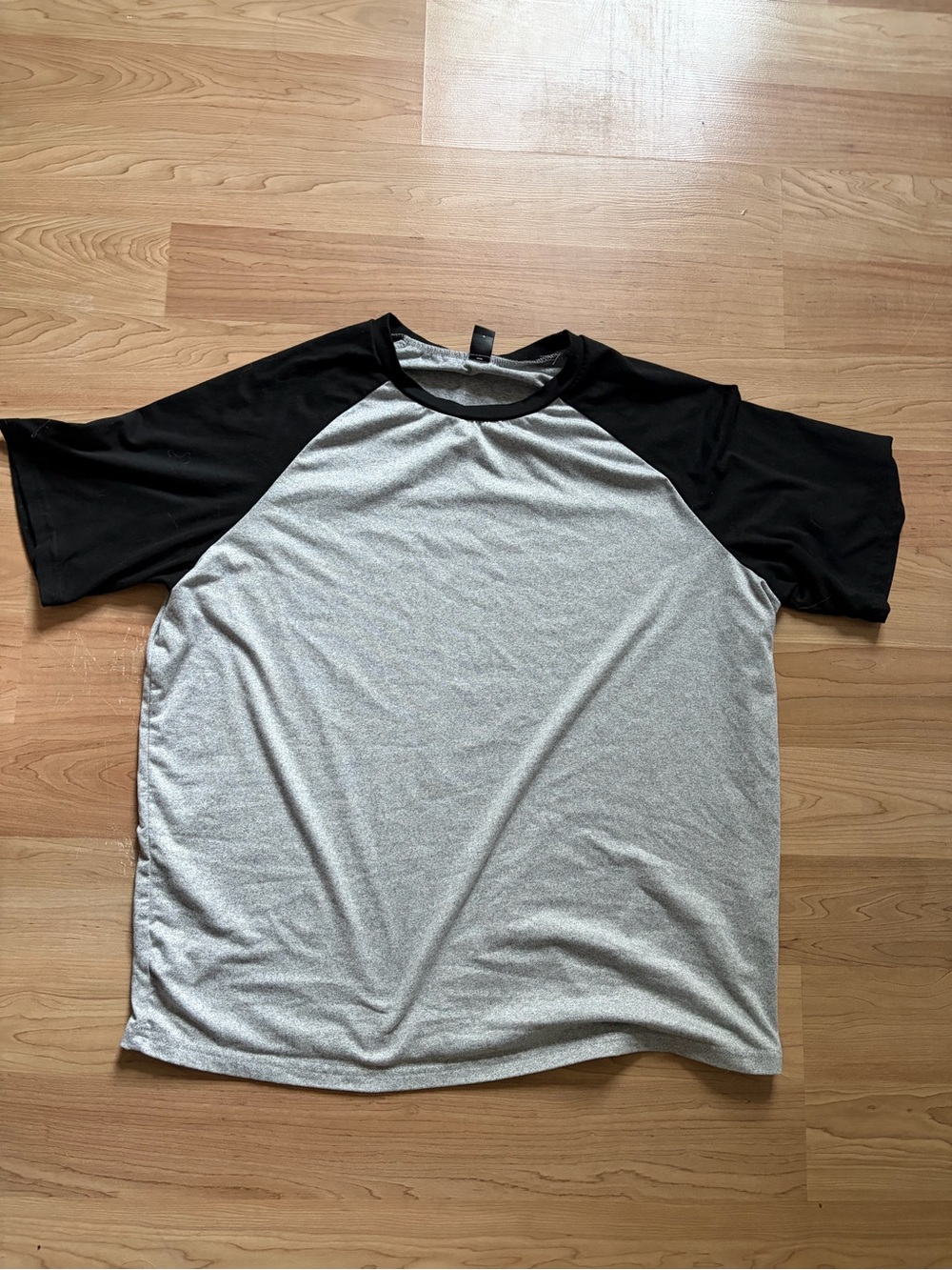 Women’s Black and Gray Raglan Short Sleeve Shirt